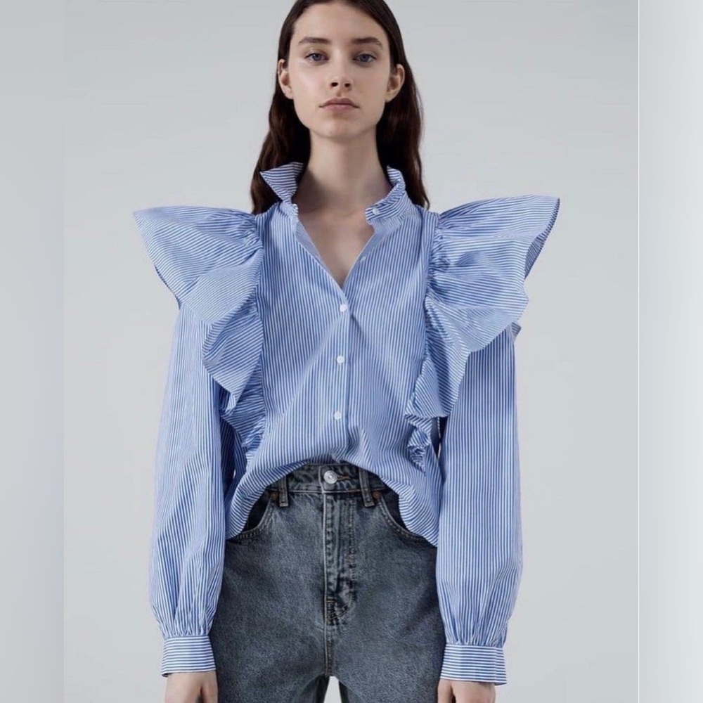 Wow blouse with ruffles, ZARA, size M,like new